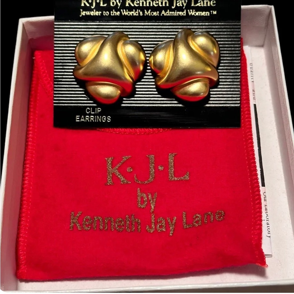 KJL Kenneth J Lane Clip Earrings Chunky Modernist Matte Gold Tone Vintage